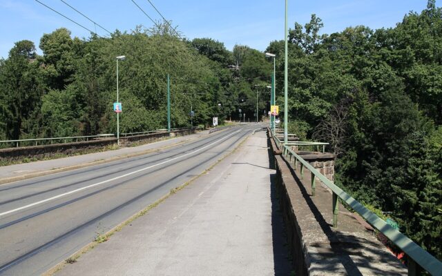 Brücke zur Margarethenhöhe 2 bruecke zur margarethenhoehe