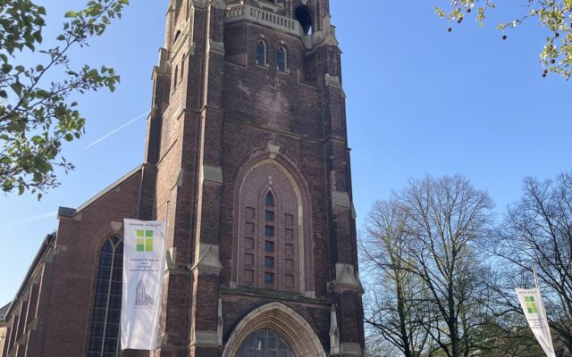 Kirchen in Holsterhausen: Neugotik, Stahl und Sichtbeton 4 kirchen holsterhausen geschichte architektur
