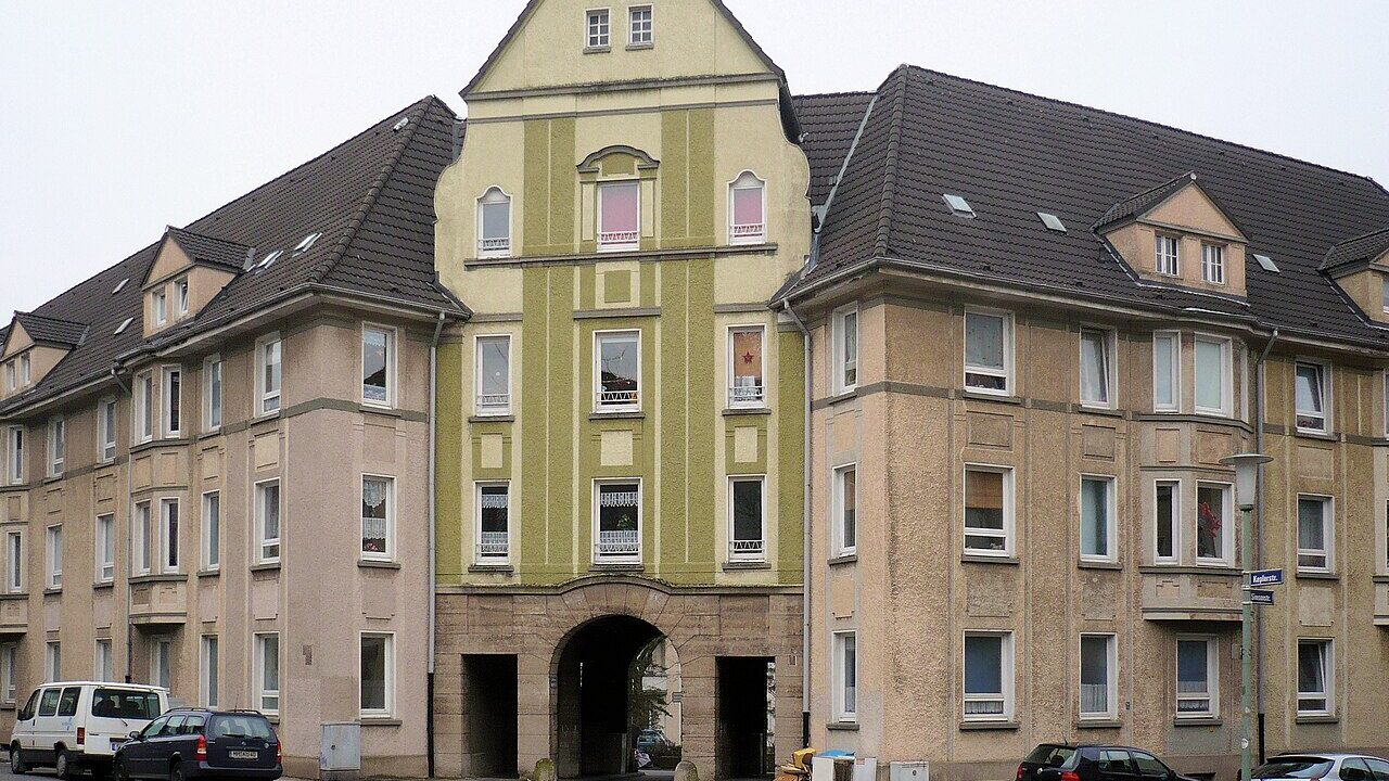 Der Simson-Block der Siedlung Alfredshof in Essen-Holsterhausen