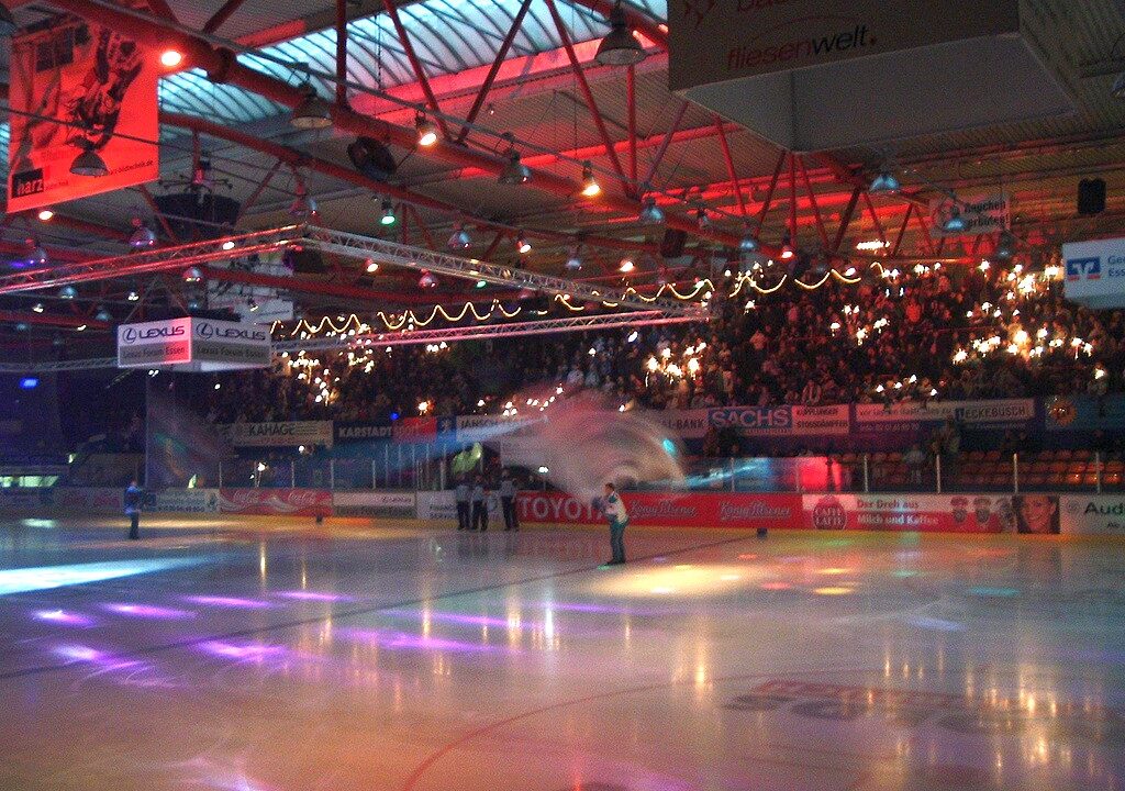 Eissporthalle am Westbahnhof in Essen