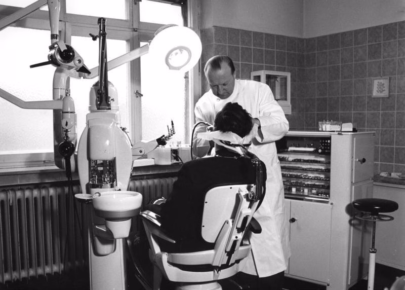 Historische Aufnahme der Zahnklinik des Krupp-Krankenhauses in Essen